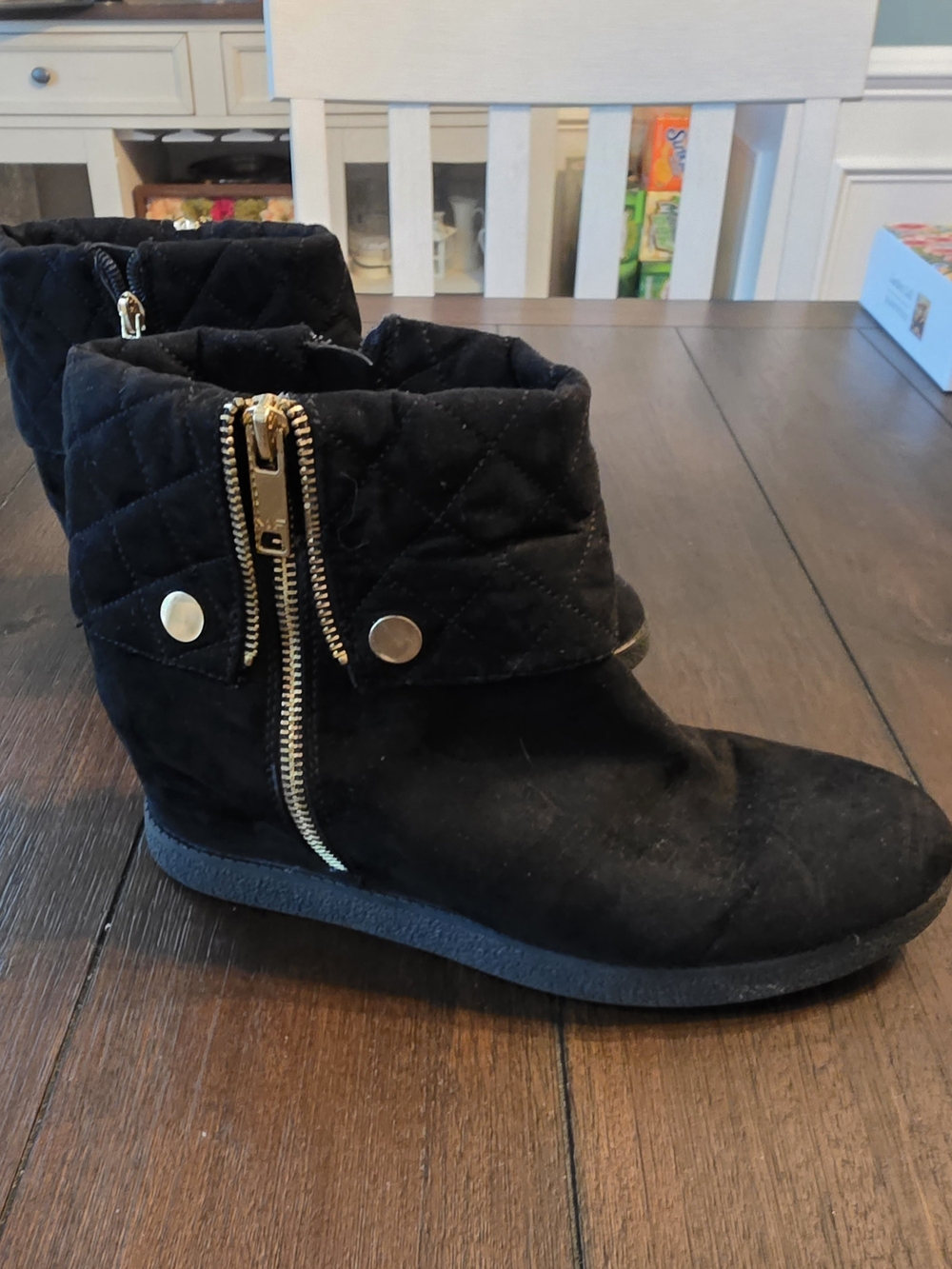 Marc Fisher QuiltedHidden Wedge Ankle Boots Black US 8
